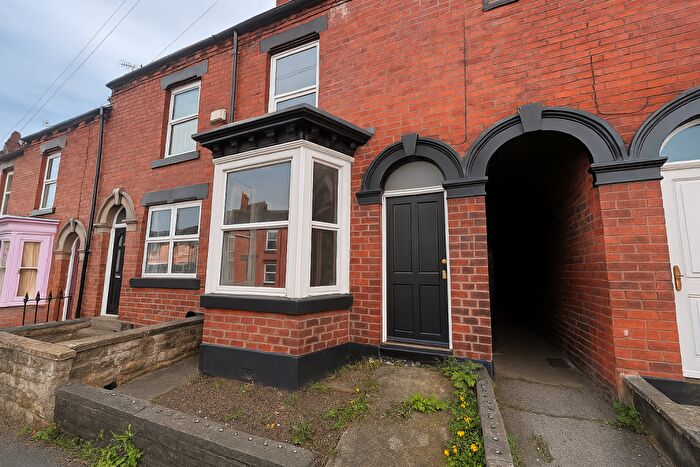 3 Bedroom Terraced House To Rent In South View Crescent, Nether Edge, S7