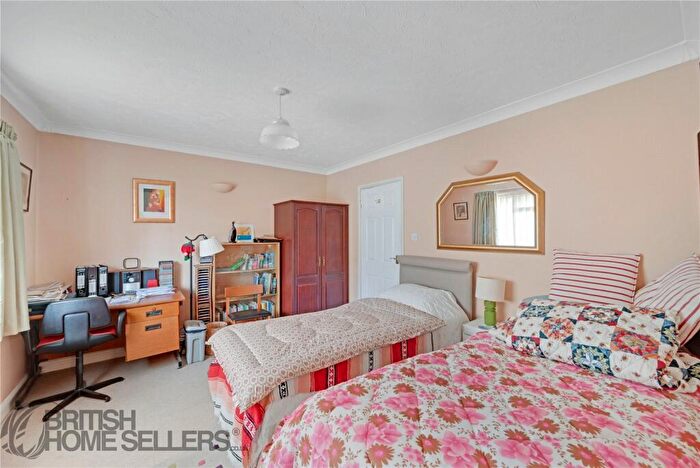 2 Bedroom Bungalow For Sale In Plume Avenue, Colchester, Essex, CO3