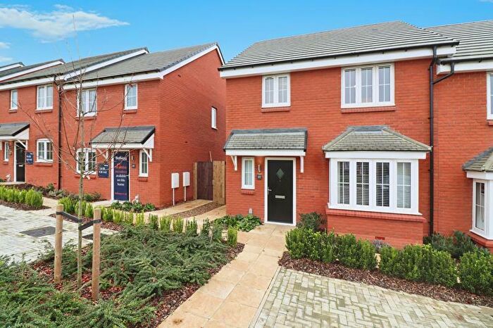 3 Bedroom Semi-Detached House To Rent In Spindleberry Avenue, Wellingborough, NN8