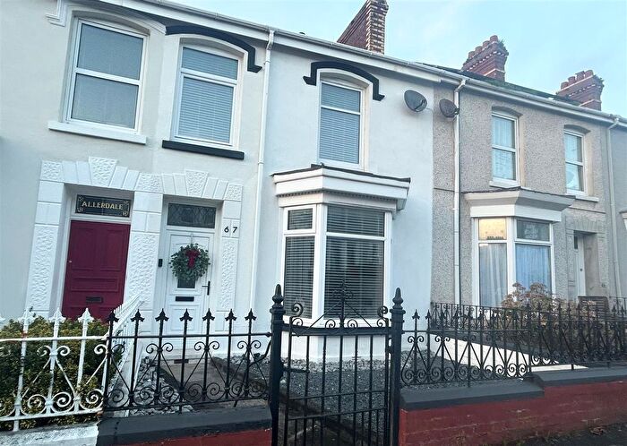 3 Bedroom Terraced House For Sale In Glenalla Road, Llanelli, SA15