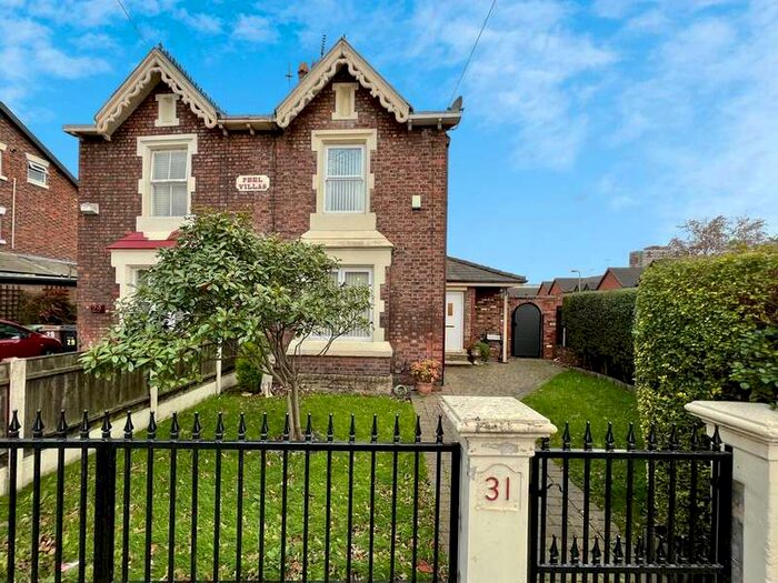 3 Bedroom SemiDetached House For Sale In Litherland Road, Bootle