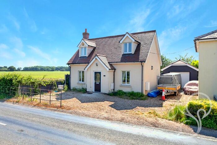 3 Bedroom Detached House For Sale In Bures Road, West Bergholt, Colchester, CO6