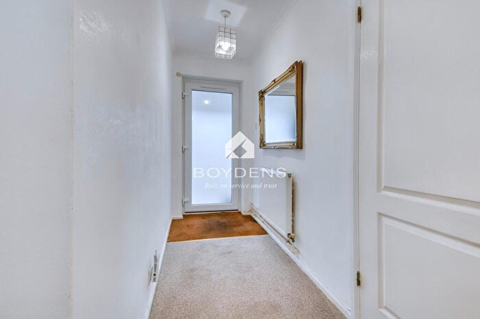 2 Bedroom Semi-Detached Bungalow For Sale In Braintree, CM7