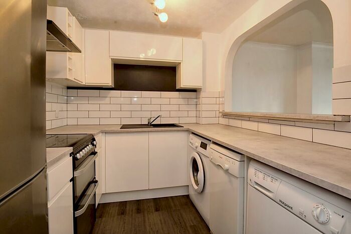 2 Bedroom Apartment To Rent In Bishop Hannon Drive, Fairwater, CF5