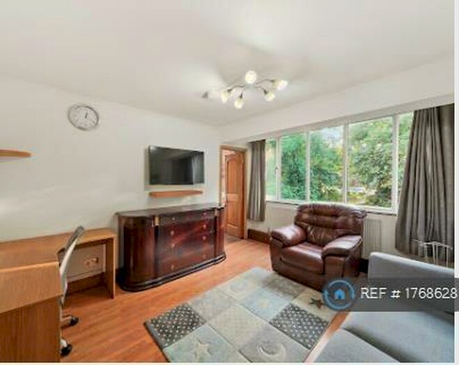 1 Bedroom Flat To Rent In Manger Road, London, N7