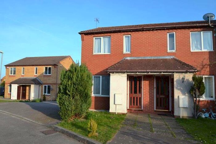 2 Bedroom Property To Rent In Dolver Close, Corby, NN18