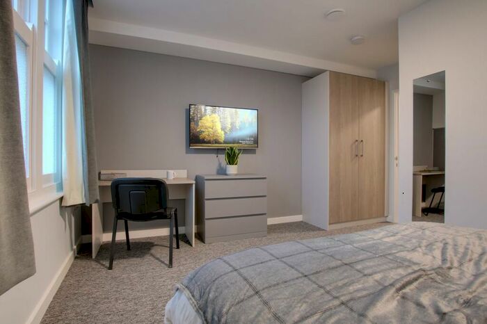 2 Bedroom Apartment To Rent In Fleetwood Road, Leicester, LE2