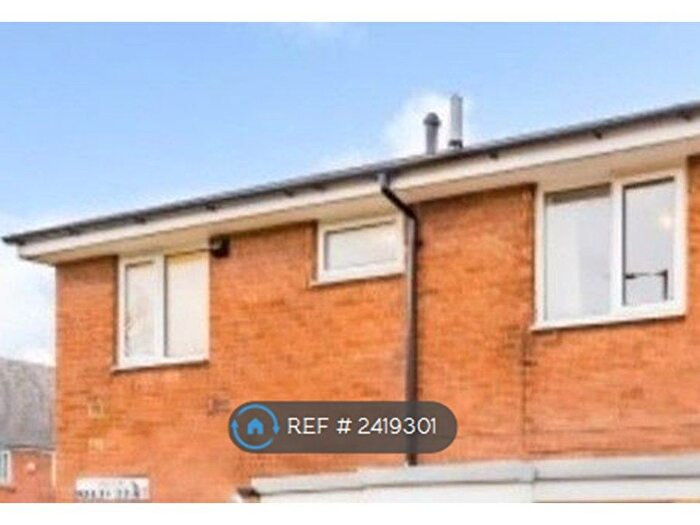 2 Bedroom Flat To Rent In Lowton, Warrington, WA3