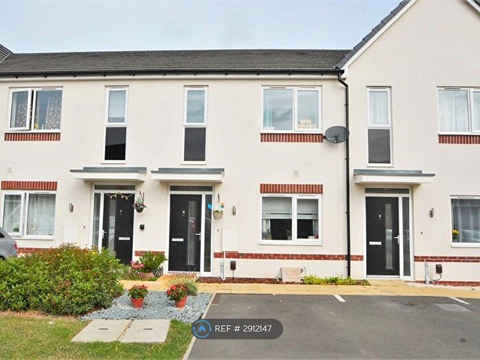 2 Bedroom Terraced House To Rent In Procter Close, Rugby, CV21