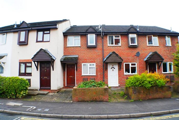 2 Bedroom Terraced House To Rent In Salisbury, SP2