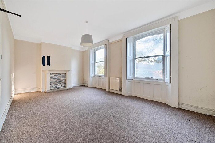 3 Bedroom End Of Terrace House For Sale In Alexandra Terrace, Dorchester, DT1