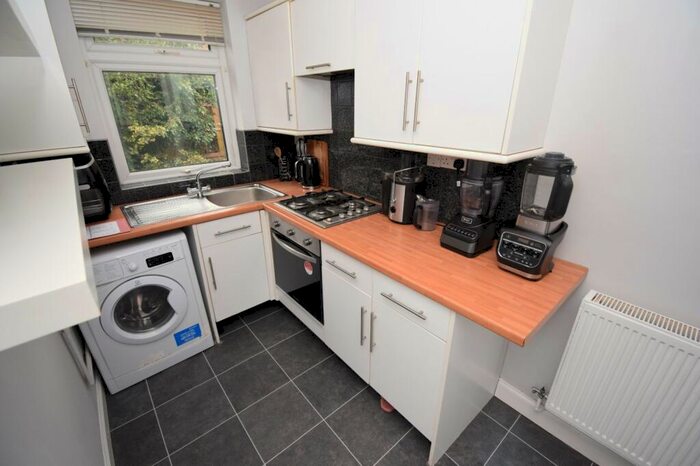 3 Bedroom Semi-Detached House For Sale In Hollow Crescent, Radford, Coventry, CV6
