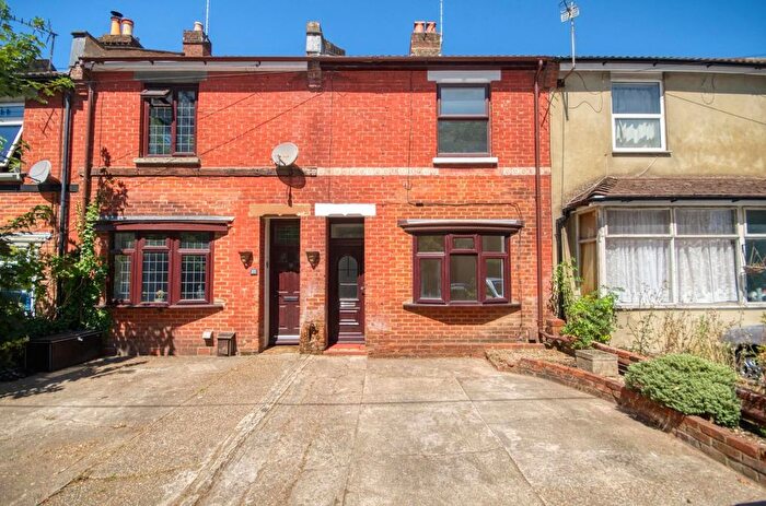 2 Bedroom Terraced House To Rent In Butts Road, Sholing, Southampton, SO19