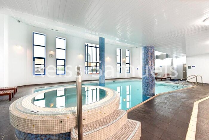 5 Bedroom Town House To Rent In Cyclops Mews, Canary Wharf, London, E14