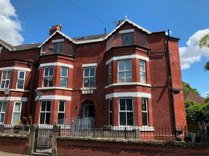 2 Bedroom Flat To Rent In Goulden Road, Manchester, M20