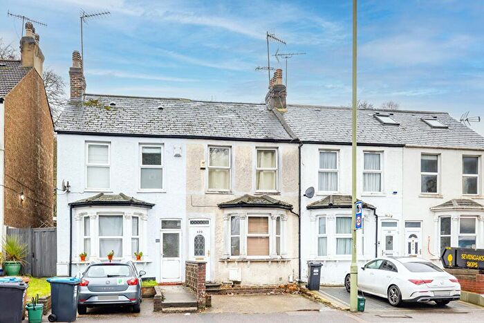 4 Bedroom Terraced House For Sale In Godstone Road, Whyteleafe, CR3
