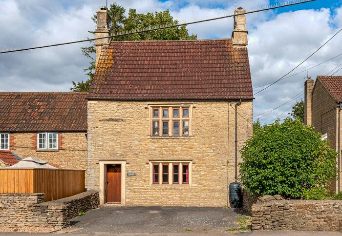 5 Bedroom Semi-Detached House For Sale In Corston, Malmesbury, SN16