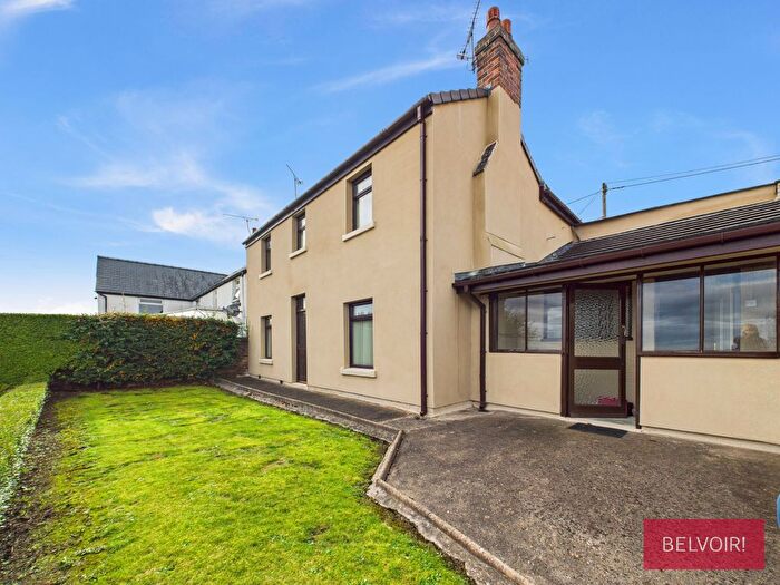 3 Bedroom Semi-Detached House To Rent In Top Road, Summerhill, Wrexham, LL11