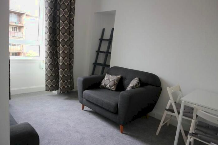 1 Bedroom Flat To Rent In Westfield Road, Edinburgh, EH11