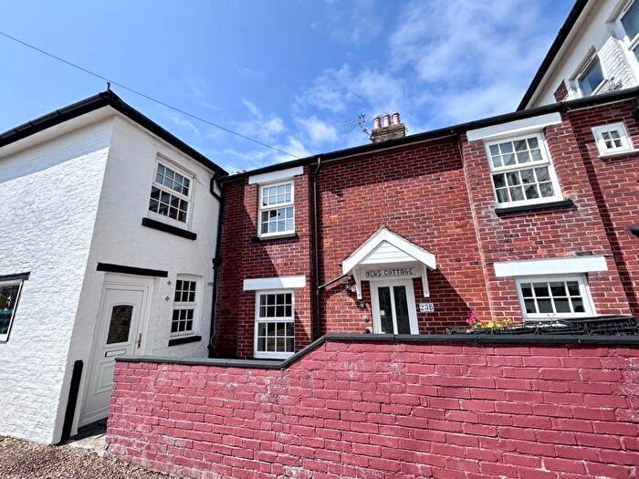 4 Bedroom Cottage For Sale In Orchardleigh Road, Shanklin, PO37