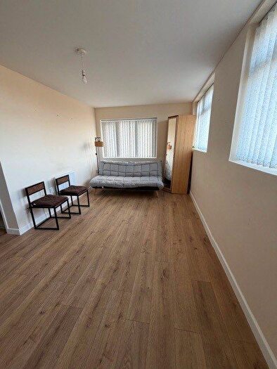 1 Bedroom Flat To Rent In Collingdon Street, LU1