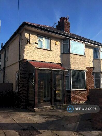 3 Bedroom Semi-Detached House To Rent In Waverley Road, Wirral, CH47