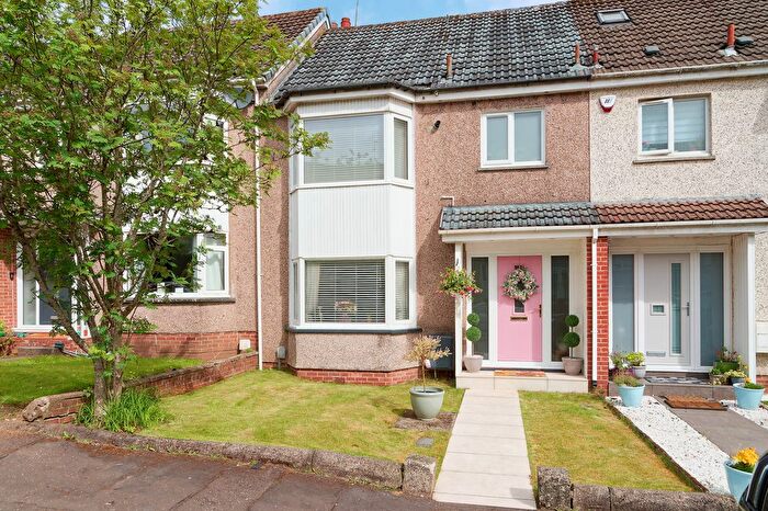 3 Bedroom Terraced House For Sale In Sunningdale Drive, Bridge Of Weir, PA11