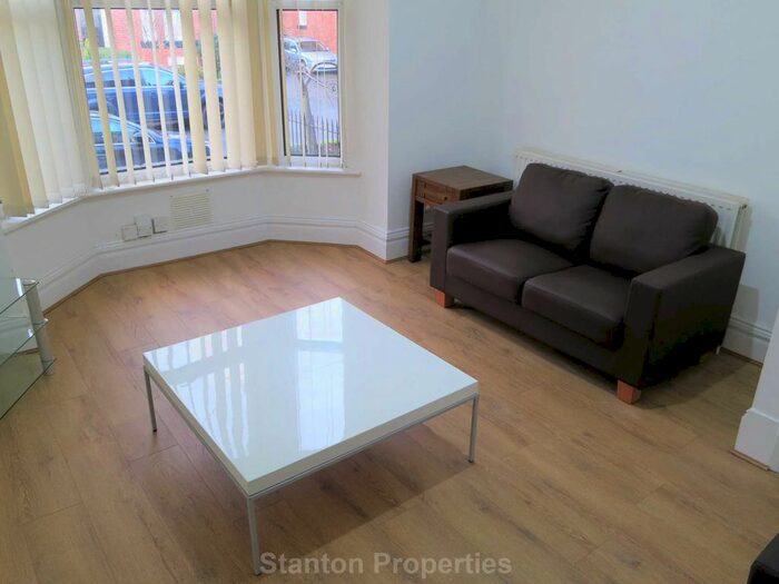 2 Bedroom Flat To Rent In Burlington Road, Withington, M20