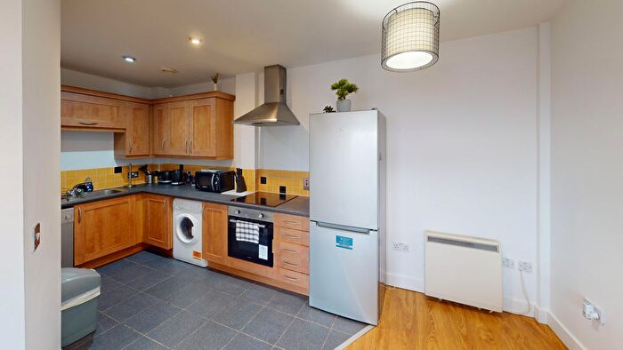 2 Bedroom Flat To Rent In Back Colquitt Street, Liverpool, L1