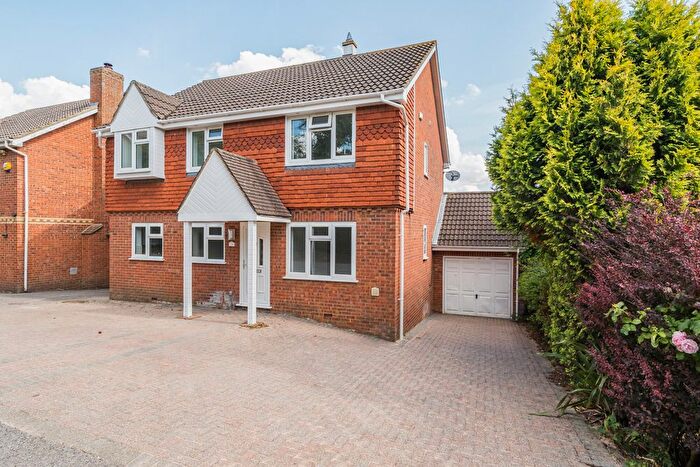 4 Bedroom Detached House For Sale In Chequers Court, Strood, Rochester, ME2