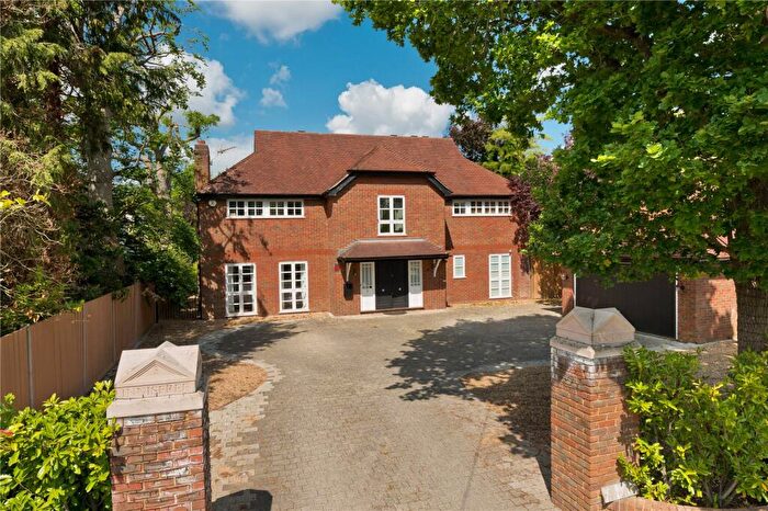 6 Bedroom Detached House For Sale In Littleworth Avenue, Esher, Surrey, KT10