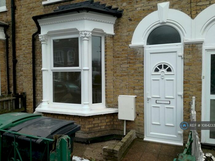 4 Bedroom Terraced House To Rent In Birkbeck Road, London, N17