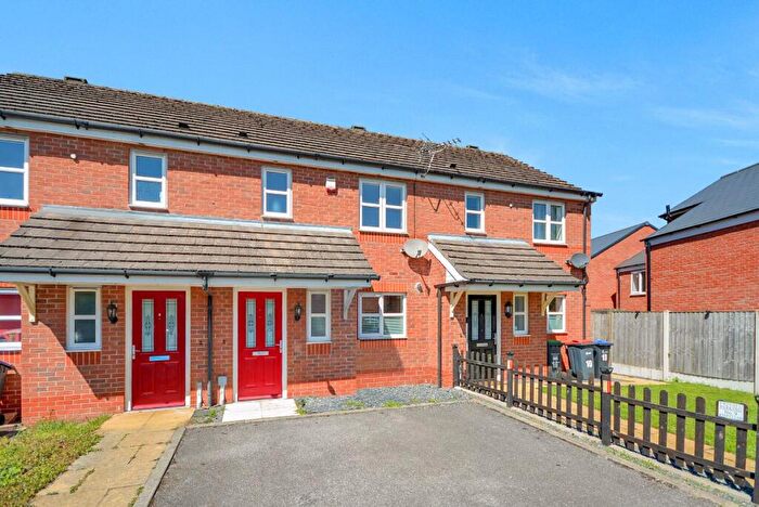 3 Bedroom Town House For Sale In Dukes Court, Portland Road, Hucknall, NG15