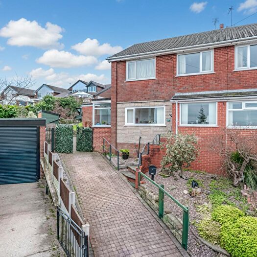3 Bedroom Semi Detached House For Sale In Douglas Close, Horwich, BL6