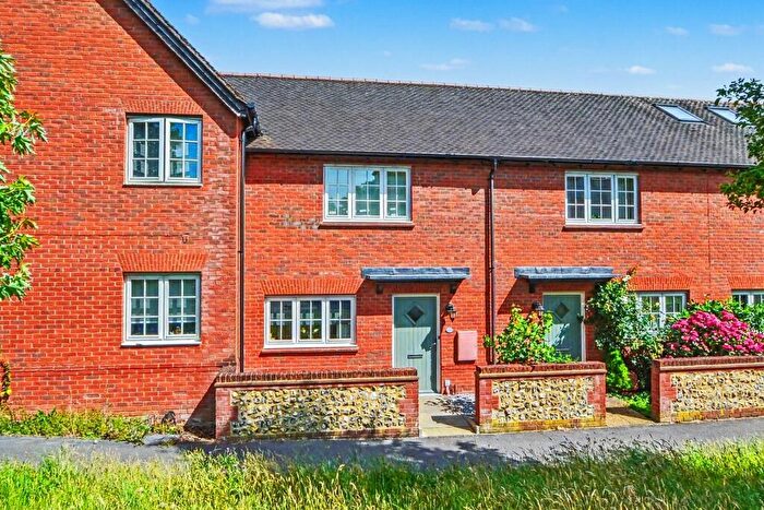 2 Bedroom Terraced House For Sale In Abbotts Barton, SO23