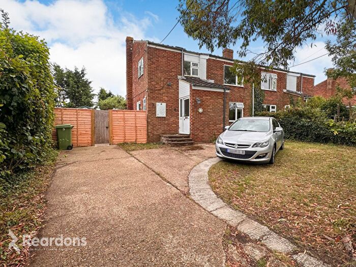 3 Bedroom Semi-Detached House To Rent In Upper Tickham Cottages, Tickham Lane, Sittingbourne, Kent, ME9