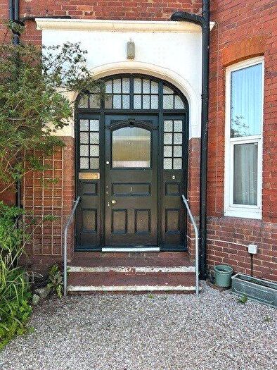 2 Bedroom Flat For Sale In Elwyn Road, Exmouth, Devon, EX8
