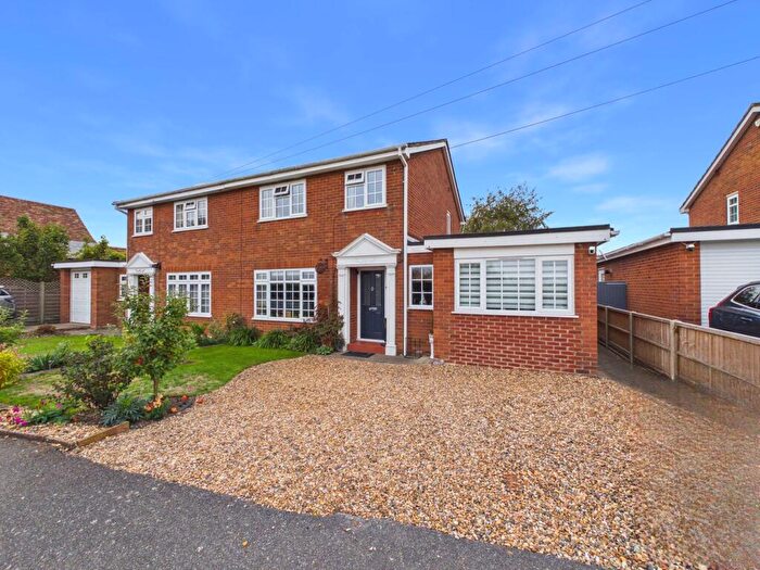 3 Bedroom Semi-Detached House For Sale In Station Road, Tempsford, Sandy, SG19