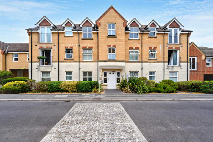 1 Bedroom Flat For Sale In Sunlight Gardens, Fareham, PO15