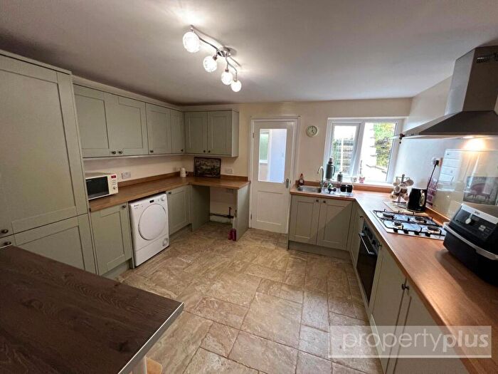 2 Bedroom Terraced House For Sale In Hendrewen Road, Blaencwm, Treorchy, CF42