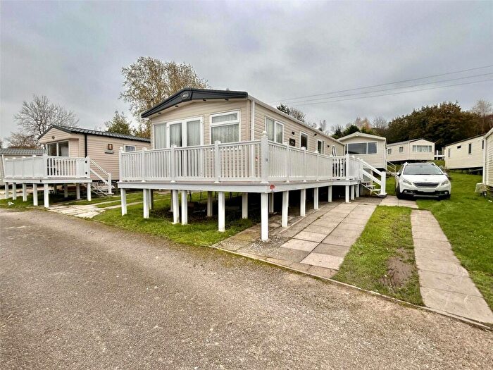 2 Bedroom Park Home For Sale In Napier Road, Poole, Dorset, BH15