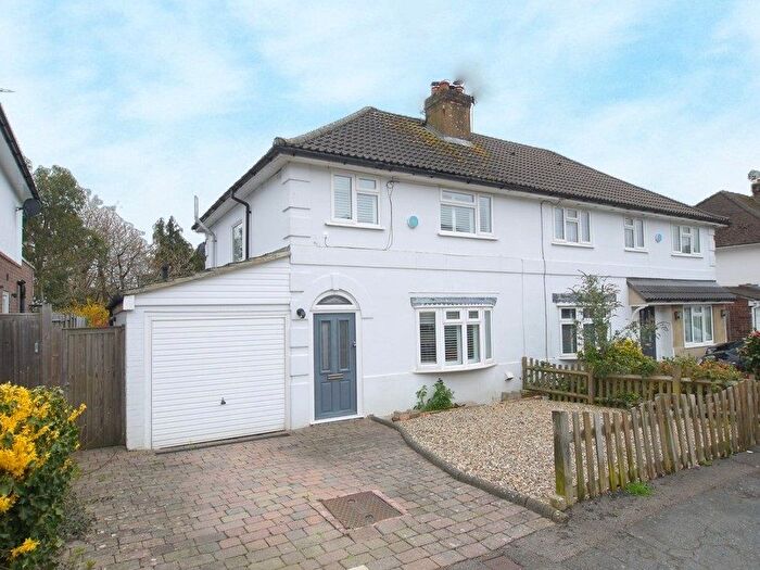 3 Bedroom Semi Detached House For Sale In Swaffield Road, Sevenoaks, TN13