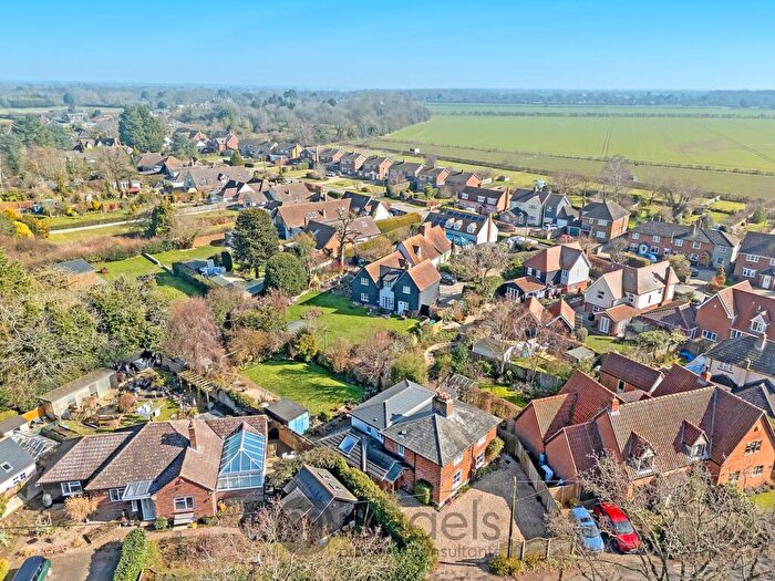 4 Bedroom Detached House For Sale In Chapel Road, Langham, Colchester, CO4