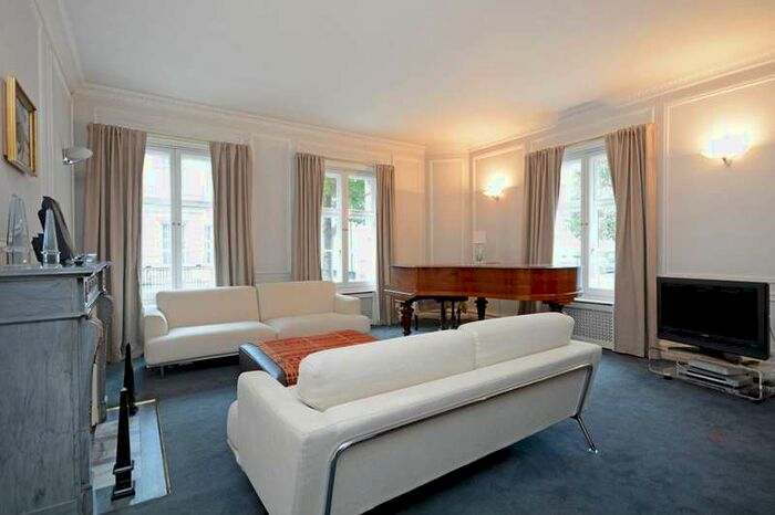 1 Bedroom Flat To Rent In Mansfield Street, Marylebone, W1G