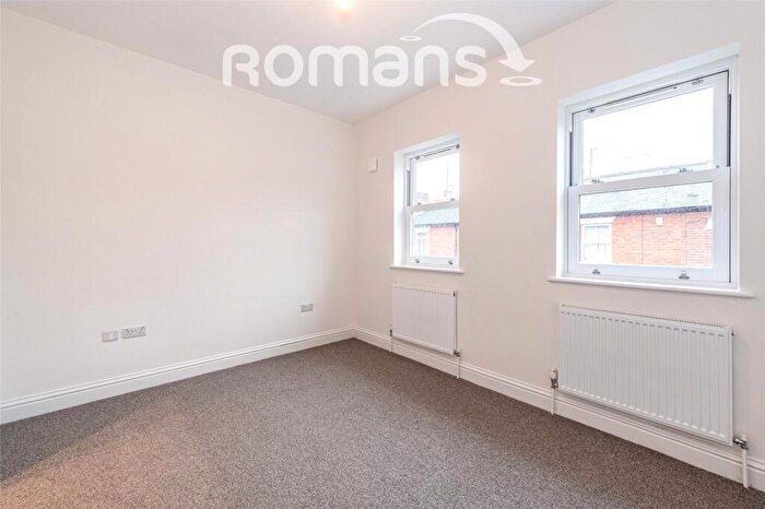 2 Bedroom Terraced House To Rent In North Street, Caversham, Reading, RG4