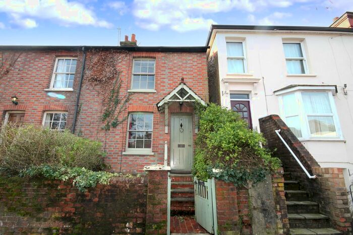 2 Bedroom End Of Terrace House To Rent In Hampstead Road, Dorking, RH4