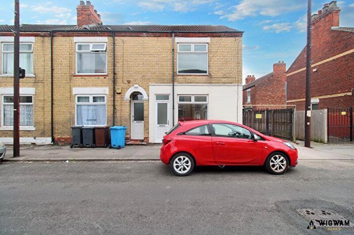 3 Bedroom End Of Terrace House To Rent In Middleburg Street, Hull, HU9