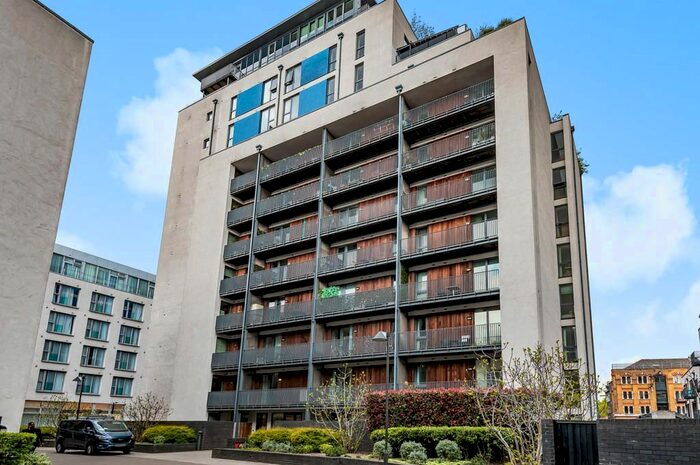 2 Bedroom Flat To Rent In City Walk, London Bridge SE1