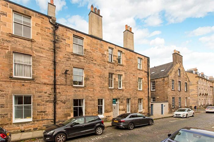 1 Bedroom Apartment For Sale In Gayfield Street, Edinburgh, Midlothian, EH1