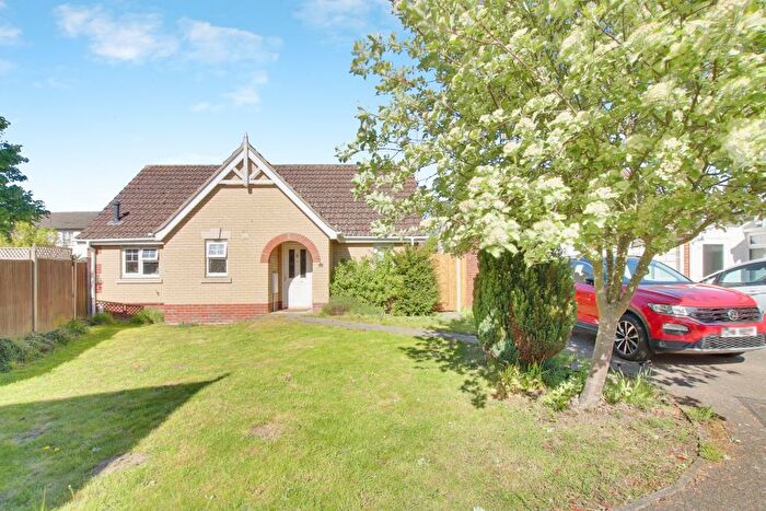 2 Bedroom Detached Bungalow For Sale In Willowherb Close, March, PE15